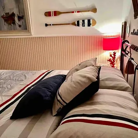 Quarto Suite Em Vitoria Perto Da Praia Exterior photo